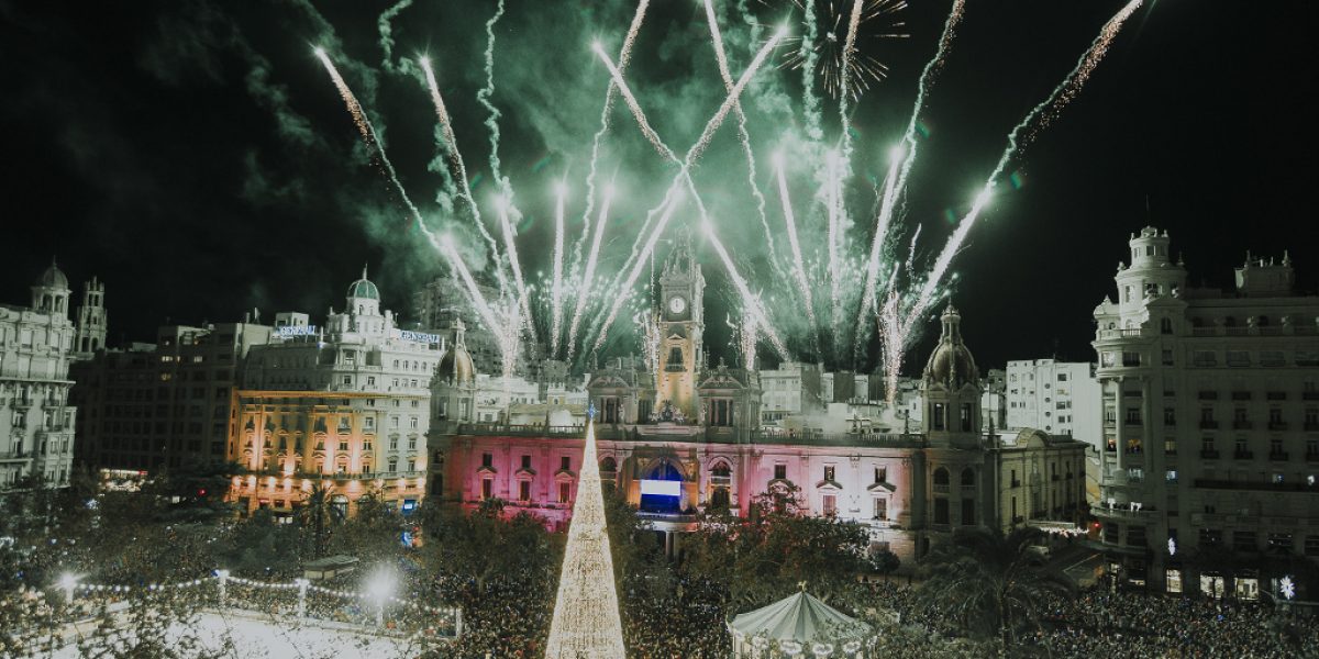 Campanadas Valencia Pirotecnia Vulcano